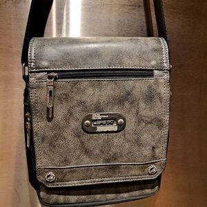 Leastat Gray Crossbody Bag